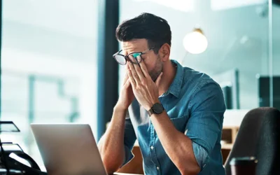Eye Pain, Chronic Headaches, and Screens: How It’s All Connected